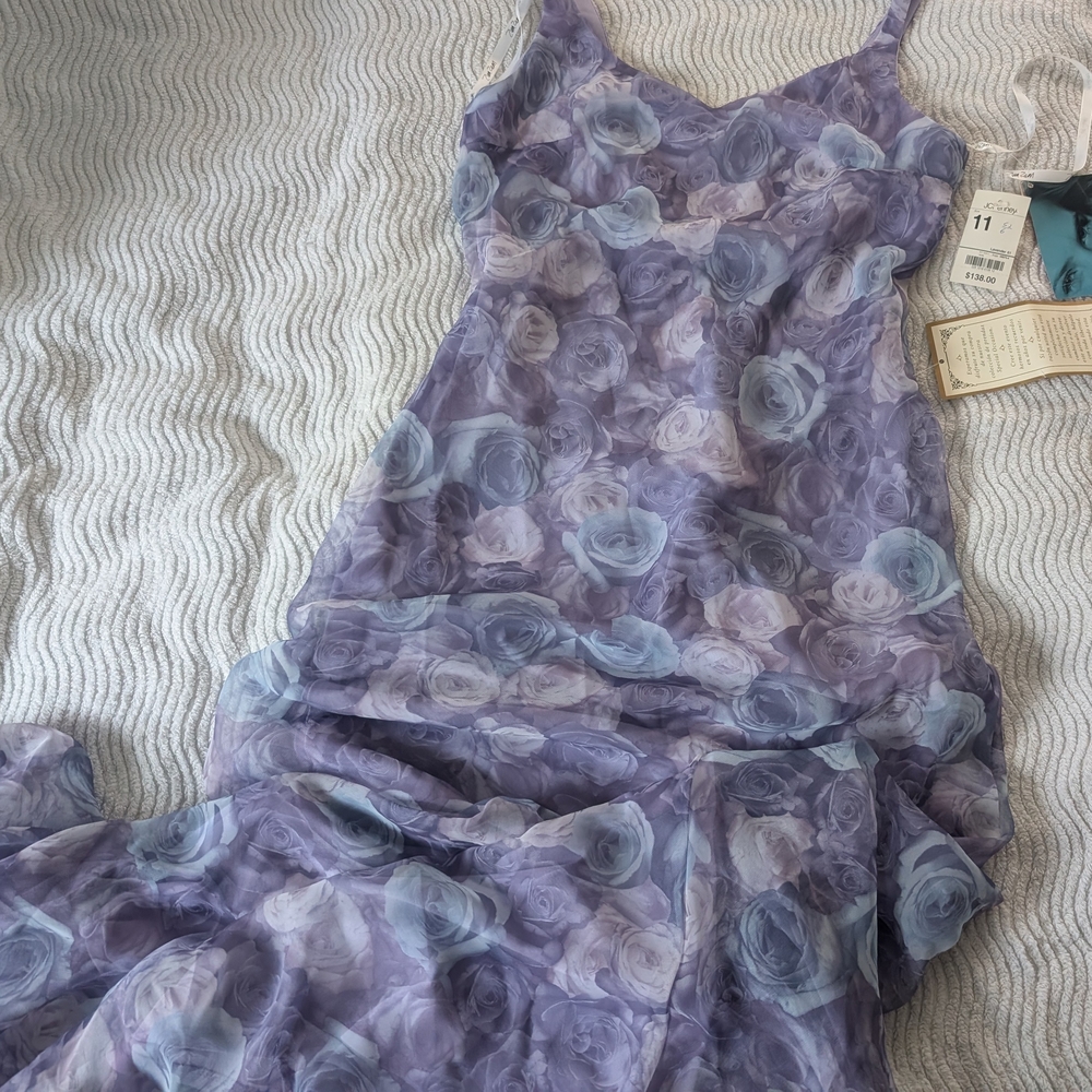 Vintage Lavender Floral Maxi Dress Little Train On The Back Open Back